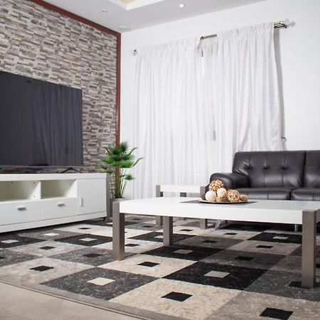 Luxury Suites Chester One Dakar Exteriör bild