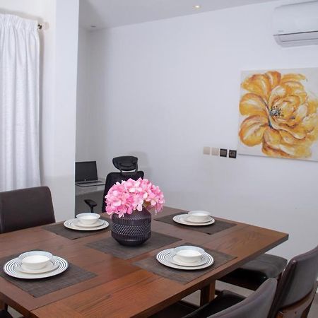 Luxury Suites Chester One Dakar Exteriör bild