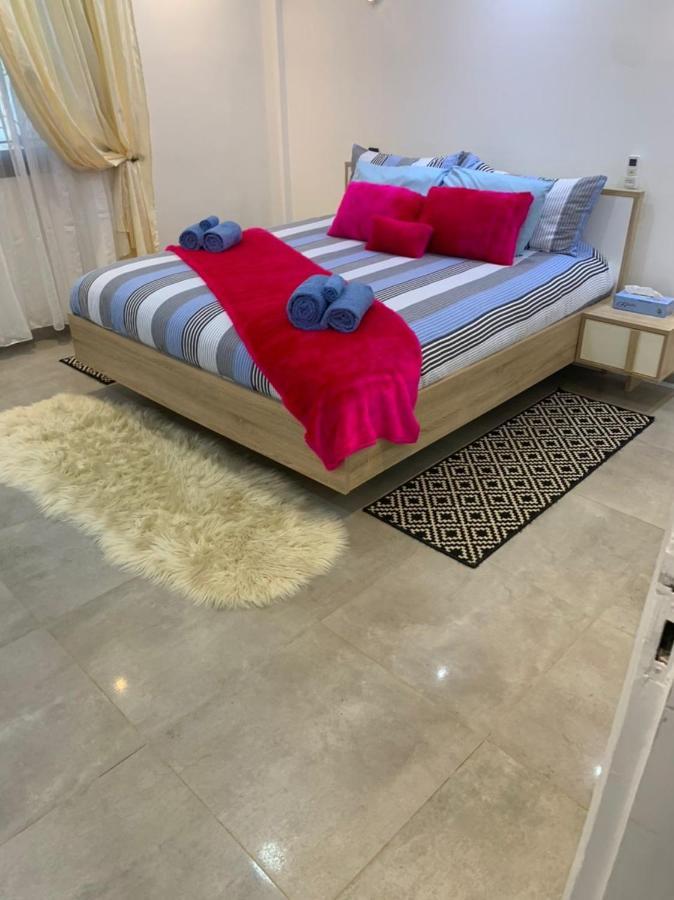 Luxury Suites Chester One Dakar Exteriör bild