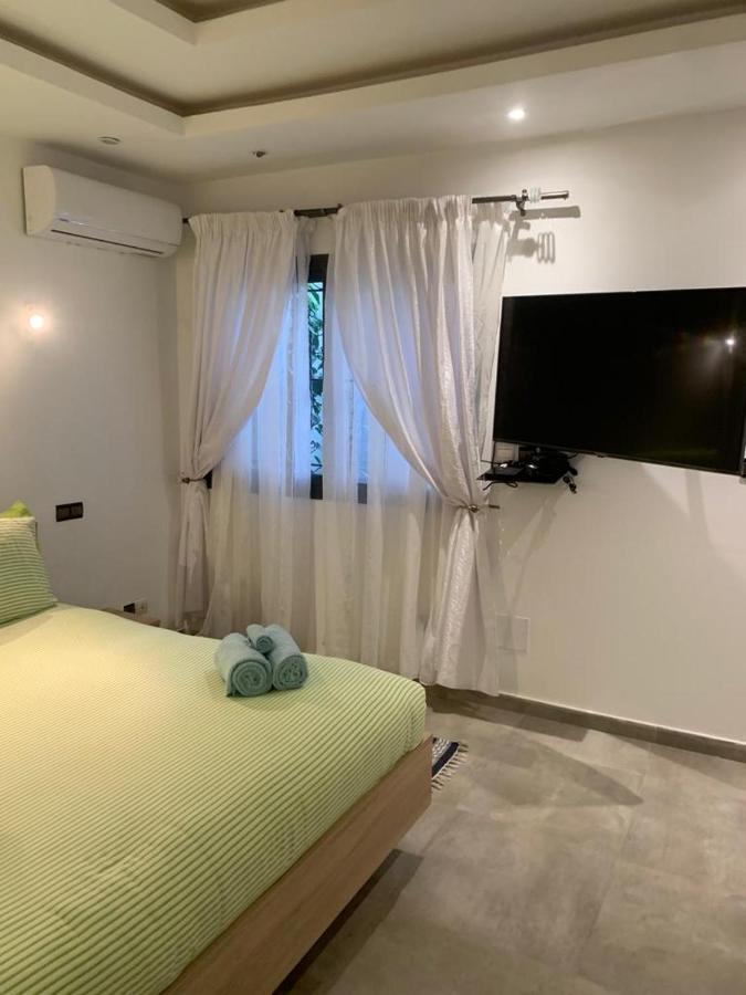 Luxury Suites Chester One Dakar Exteriör bild
