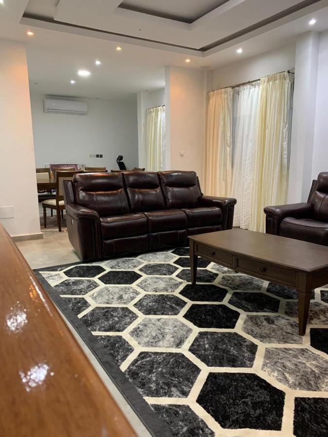 Luxury Suites Chester One Dakar Exteriör bild
