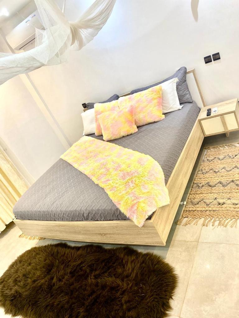 Luxury Suites Chester One Dakar Exteriör bild
