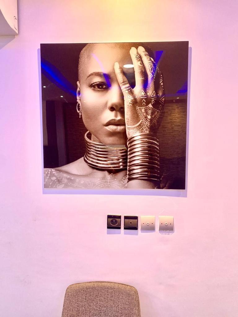 Luxury Suites Chester One Dakar Exteriör bild