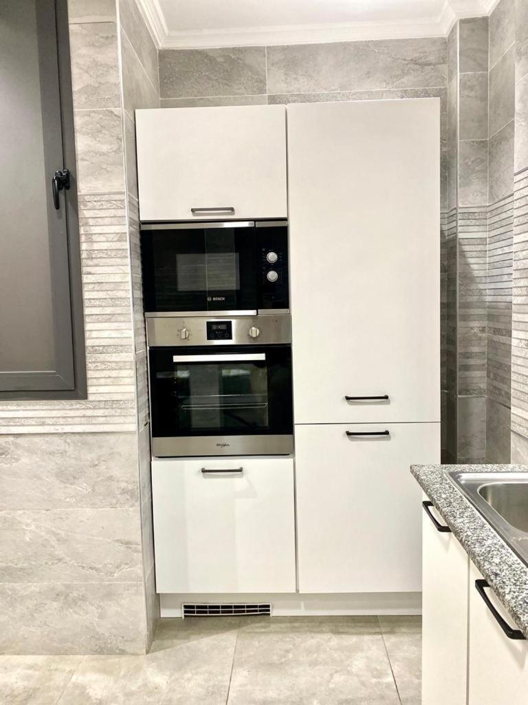 Luxury Suites Chester One Dakar Exteriör bild